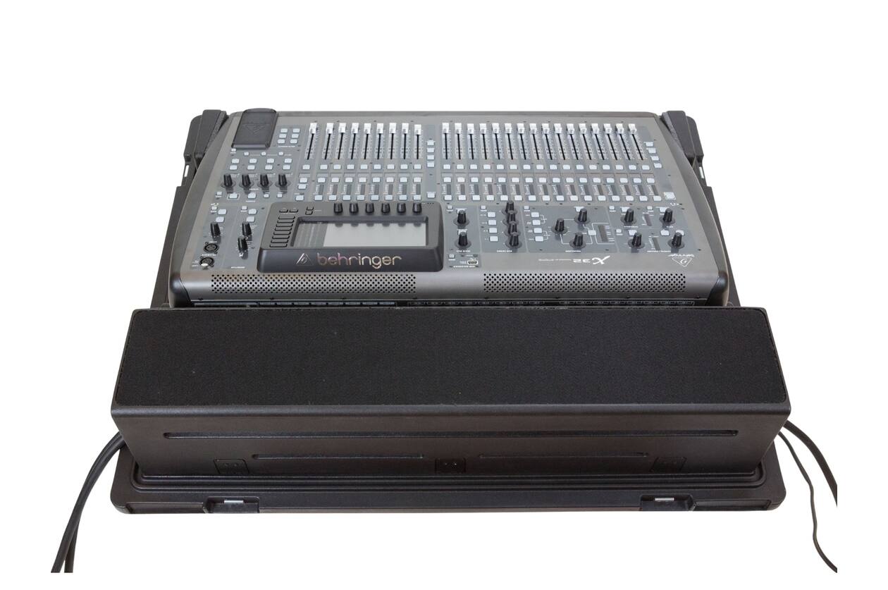 SKB - rSeries - Mixer Koffer - Behringer X32 Mixer - mit Rollen
