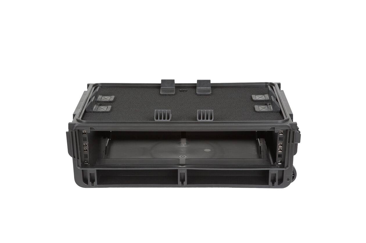 SKB - 2U Studio Flyer Rack-Koffer - mit Rollen
