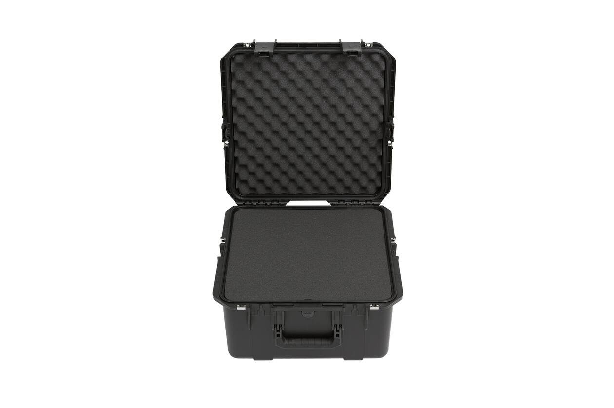 SKB - iSeries 1717-10 - Wasserdichter Koffer - Schwarz - Mit Würfelschaumstoff