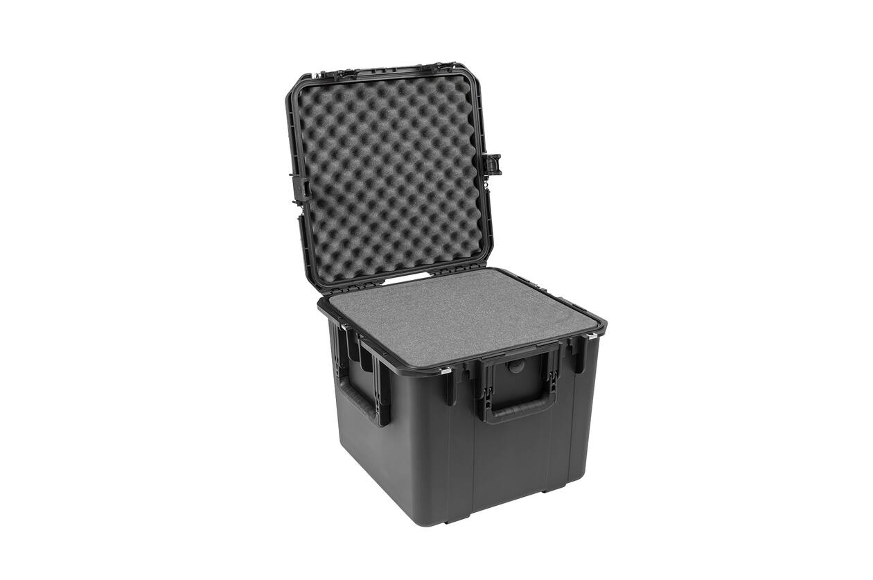 SKB - iSeries 1717-16 - Wasserdichter Koffer - Schwarz - Mit Würfelschaumstoff