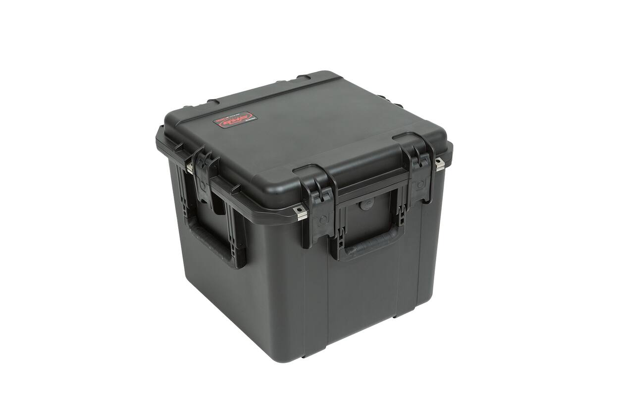 SKB - iSeries 1717-16 - Wasserdichter Koffer - Schwarz - Mit Würfelschaumstoff