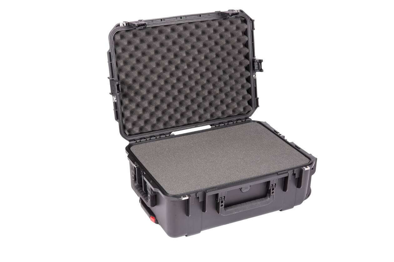 SKB - iSeries 2215-8 - Wasserdichter Koffer - Schwarz - Mit Würfelschaumstoff