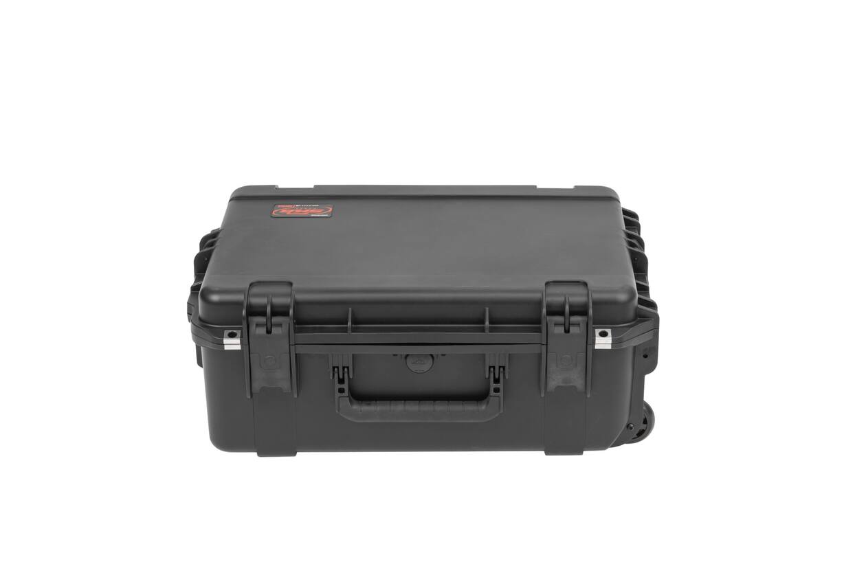 SKB - iSeries 2215-8 - Wasserdichter Koffer - Schwarz - Mit Würfelschaumstoff