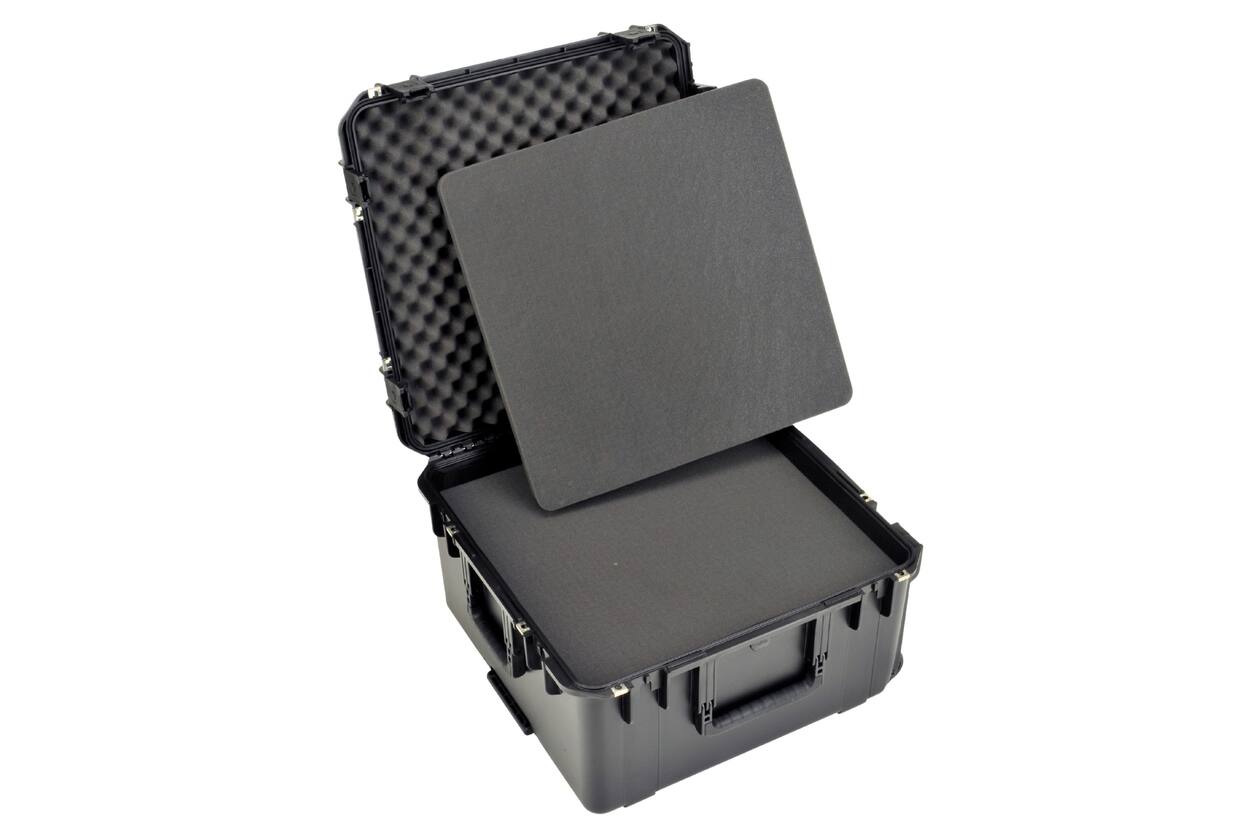 SKB - iSeries 2222-12 - Wasserdichter Koffer - Schwarz - Mit Würfelschaumstoff