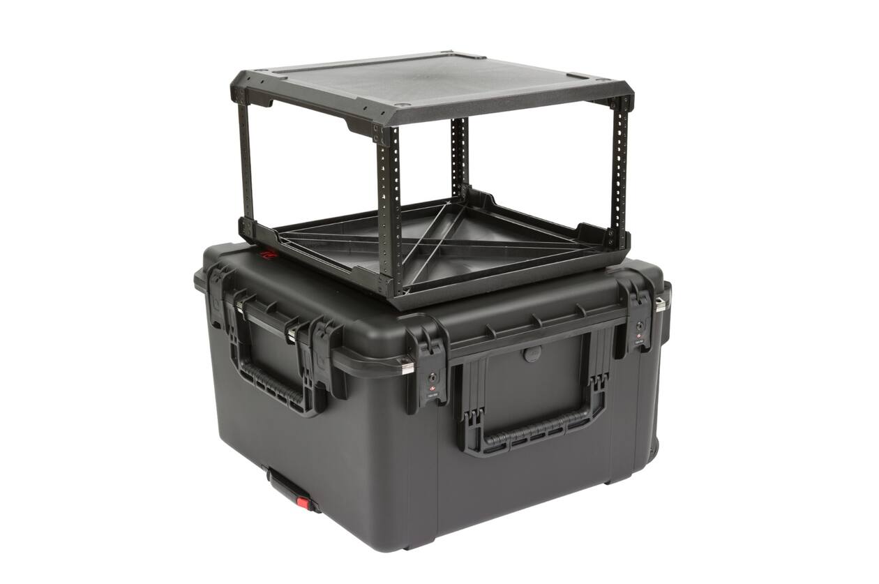 SKB - iSeries 2424-14 - Wasserdichter Koffer - Schwarz - Herausnehmbares 6U Tiefes Rack