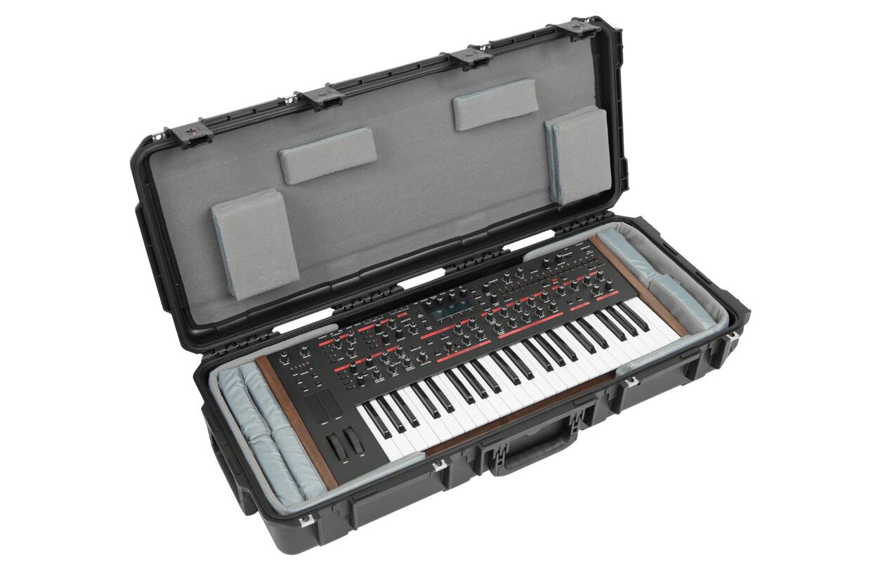 SKB - iSeries 3614-6 - Wasserdichter Koffer - Schwarz - 49-Tasten-Keyboard Think Tank Innenraum