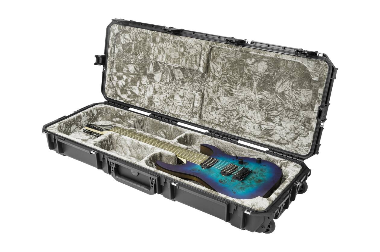 SKB - iSeries 4214 - Wasserdichter Koffer - Schwarz - Open Cavity E-Gitarren Einlage