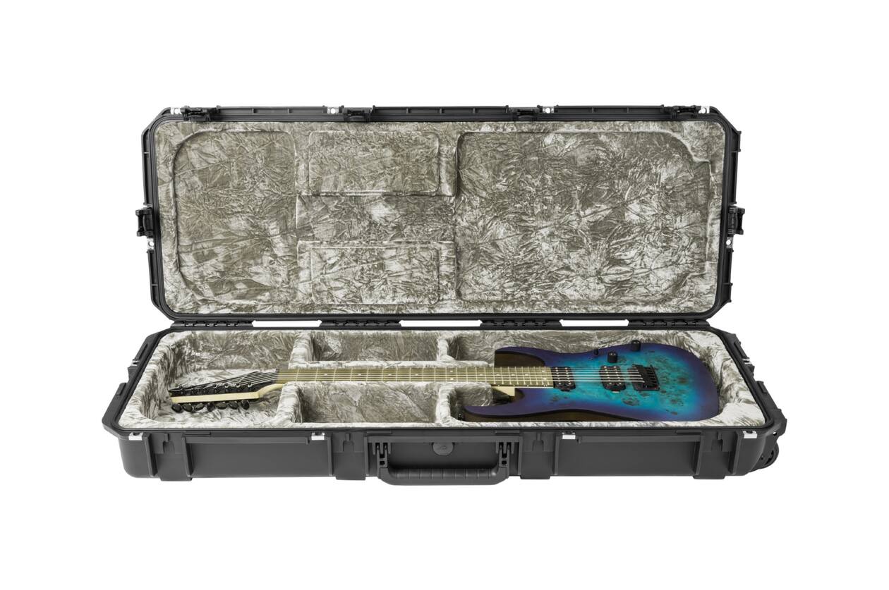 SKB - iSeries 4214 - Wasserdichter Koffer - Schwarz - Open Cavity E-Gitarren Einlage