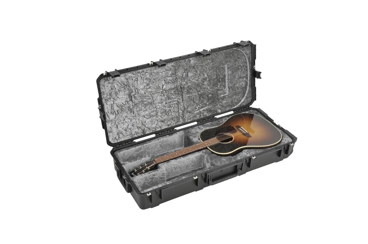 SKB - iSeries 4217-18 - Wasserdichter Koffer - Akustikgitarren Einlage - Schwarz
