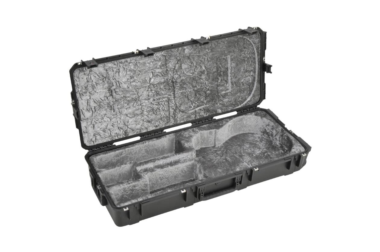 SKB - iSeries 4217-18 - Wasserdichter Koffer - Akustikgitarren Einlage - Schwarz