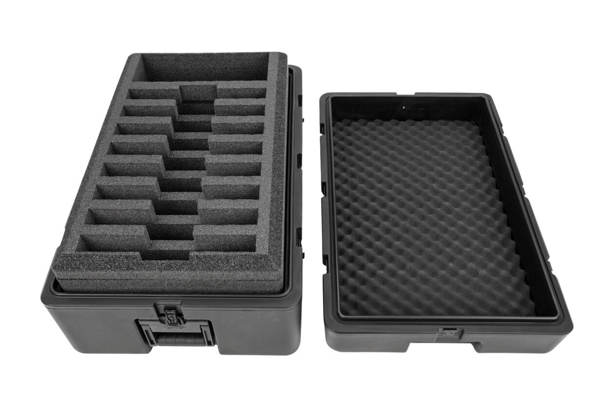 SKB - rSeries - Acht Laptops & Ein Große Zubehör Fach Koffer