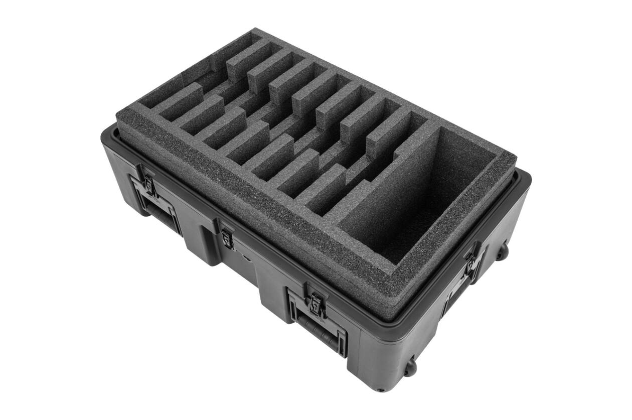SKB - rSeries - Acht Laptops & Ein Große Zubehör Fach Koffer