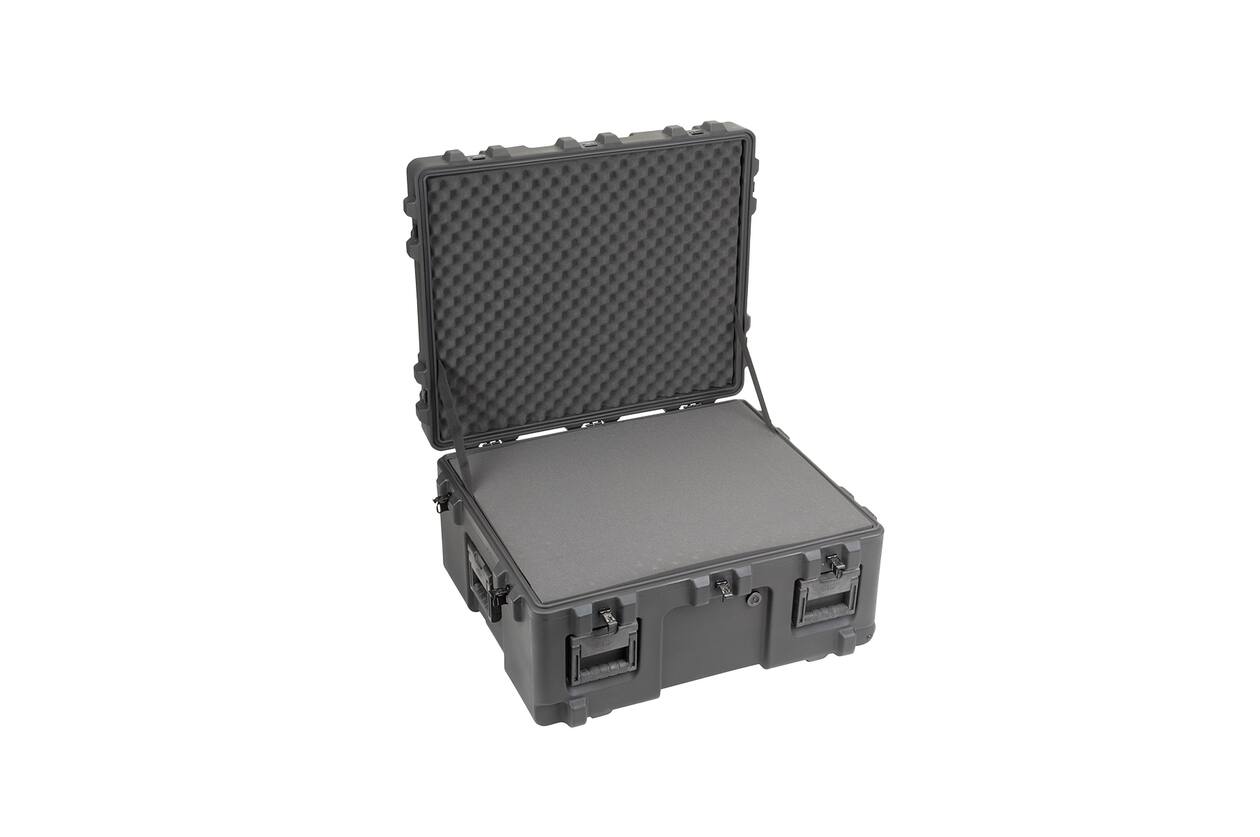 SKB - rSeries 3R-3025-15 - Wasserdichter Koffer - Schwarz - mit Rollen - Würfelschaumstoff