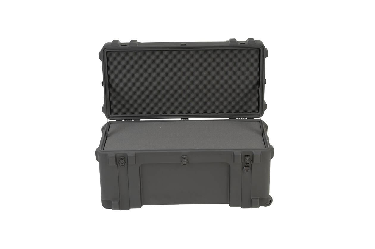 SKB - rSeries 3R-3214-15 - Wasserdichter Koffer - Schwarz - mit Rollen - Würfelschaumstoff