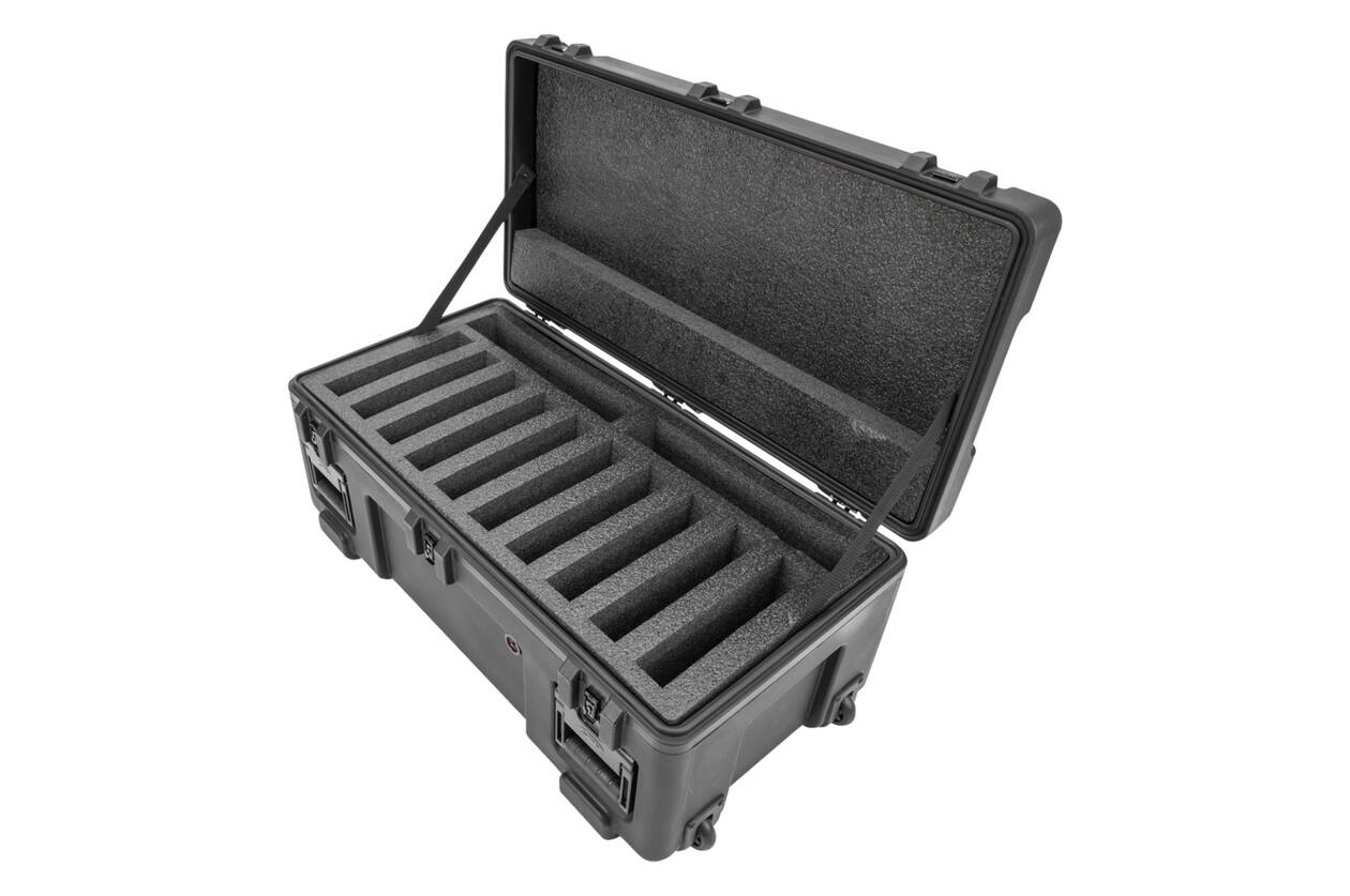 SKB - rSeries - Zehn Laptops & Zwei Zubehör Taschen Koffer