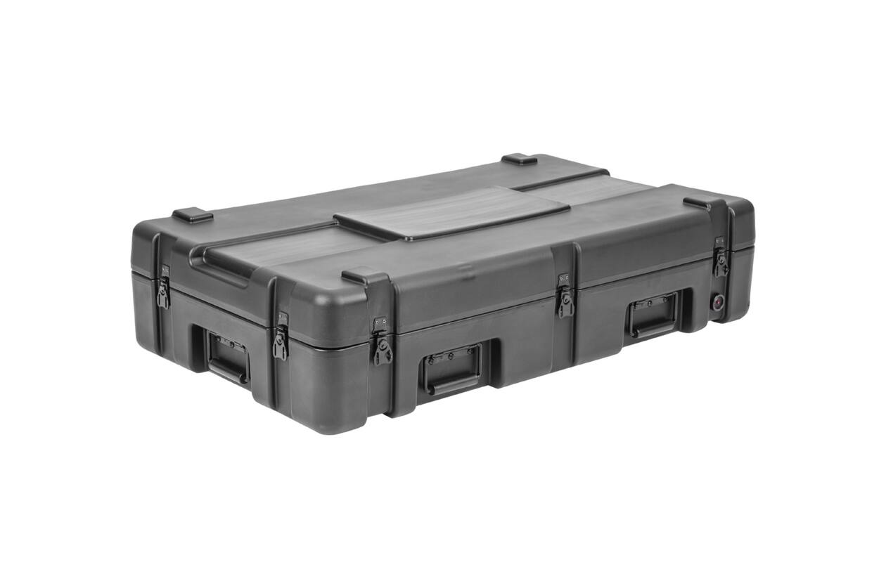 SKB - rSeries 3821-7 - Wasserdichter Koffer - Schwarz - mit Rollen - Mit Würfelschaumstoff