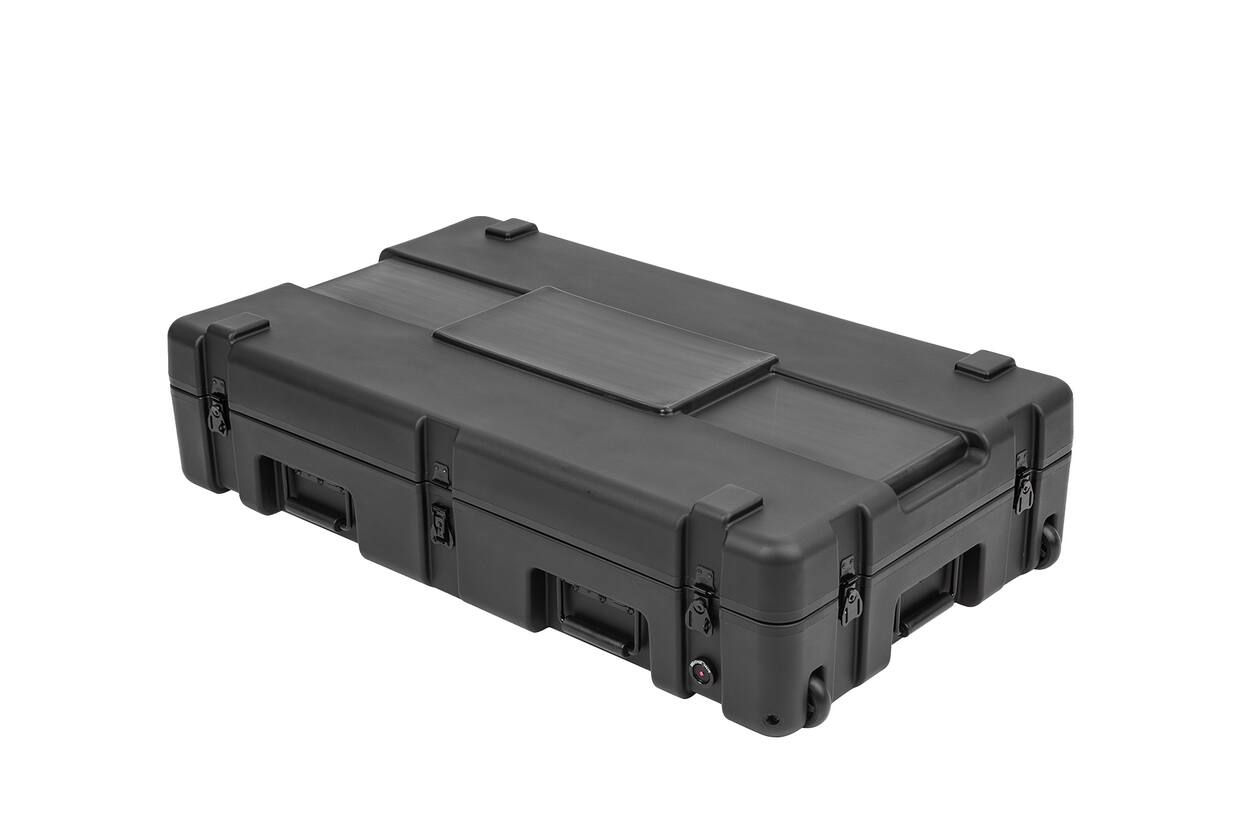 SKB - rSeries 3821-7 - Wasserdichter Koffer - Schwarz - mit Rollen - Leer