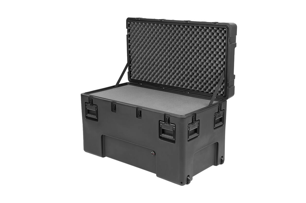 SKB - rSeries 3R-4222-24 - Wasserdichter Koffer - Schwarz - Lagenschaumstoff - mit Rollen