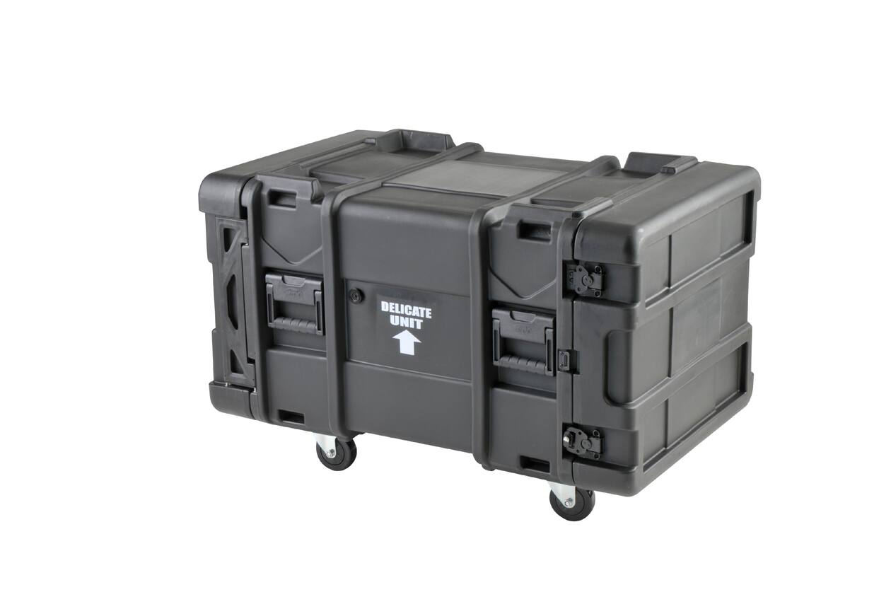 SKB - rSeries - 8U Shock Rack - Schwarz - 30-Zoll Tief - mit Rollen