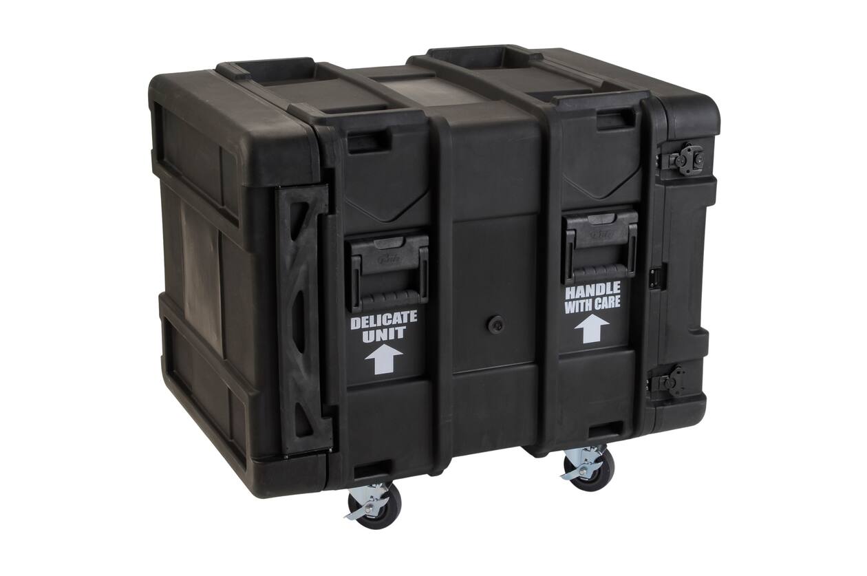 SKB - rSeries - 10U Shock Rack - Schwarz - 24-Zoll Tief - mit Rollen