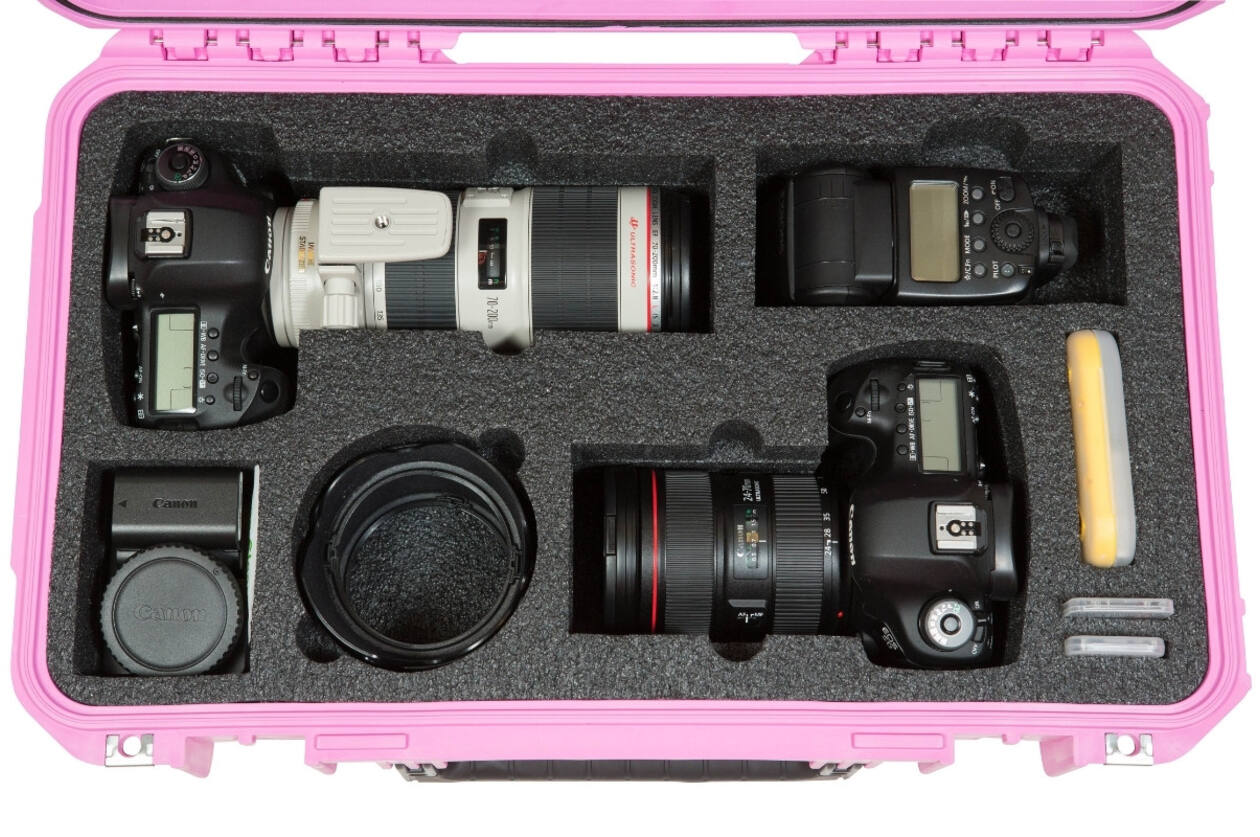 SKB – iSeries – Wasserdichter Koffer – Rosa – Einlage für zwei DSLRs und zwei Objektive
