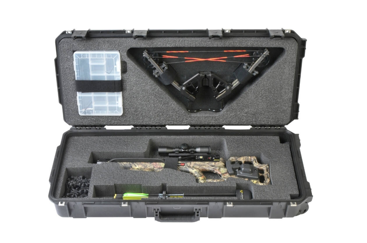 SKB – iSeries – Wasserdichter Armbrustkoffer – Schwarz – Herausnehmbare TenPoint-Armbrust-Einlage