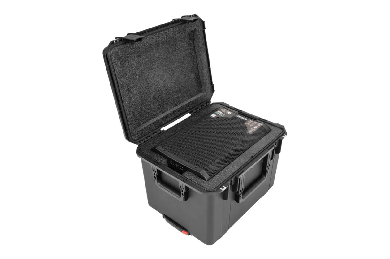 SKB - iSeries 2015-14 - Wasserdichter Koffer - Schwarz - QSC CB10 Lautsprecher Einlage