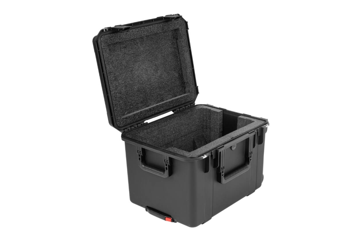 SKB - iSeries 2015-14 - Wasserdichter Koffer - Schwarz - QSC CB10 Lautsprecher Einlage