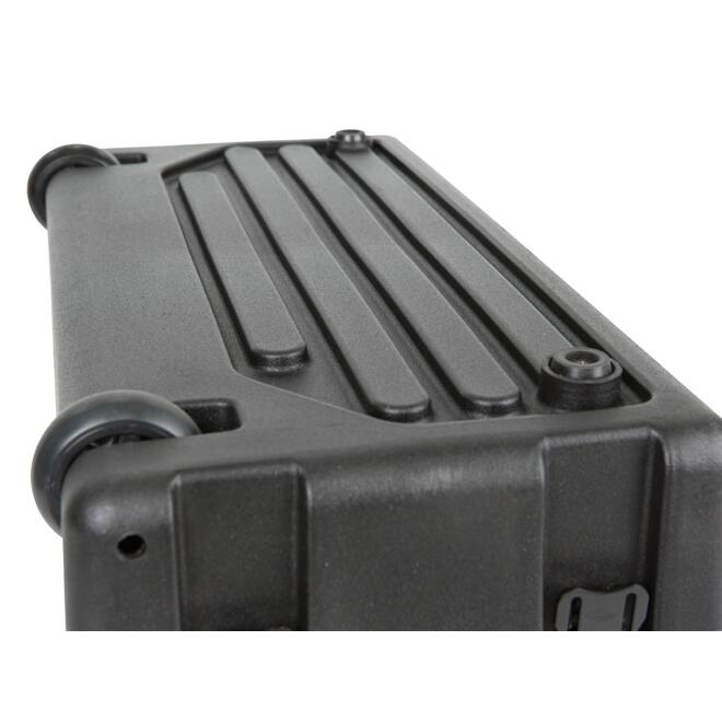 SKB - rSeries - 4U Roto-geformtes Rack - mit Rollen
