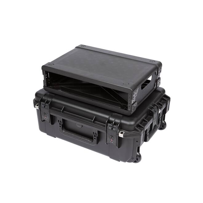 SKB - iSeries 2215-8 - Wasserdichter Koffer - Schwarz - Herausnehmbares 2U Tiefes Rack
