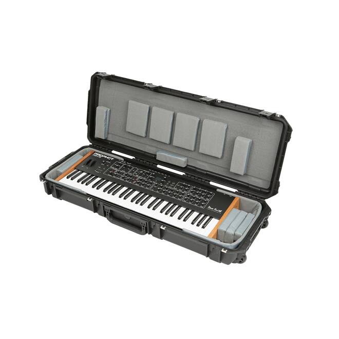 SKB - iSeries 4214-5 - Wasserdichter Koffer - Schwarz - Schmales 61-Tasten-Keyboard Einlage