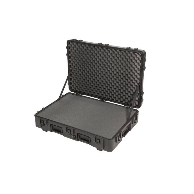 SKB - rSeries 3221-7 - Wasserdichter Koffer - Schwarz - mit Rollen - Mit Würfelschaumstoff