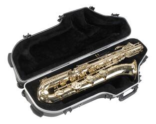 SKB - Konturierter Pro Universeller Baritonsaxophon-Koffer - mit Rollen
