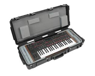 SKB - iSeries 3614-6 - Wasserdichter Koffer - Schwarz - 49-Tasten-Keyboard Think Tank Innenraum