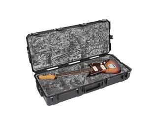 SKB - iSeries 4217-30 - Wasserdichter Koffer - Schwarz - Jaguar/Jazzmaster Gitarren Einlage