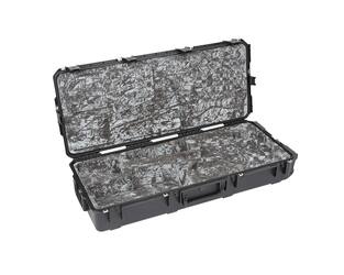 SKB - iSeries 4217-30 - Wasserdichter Koffer - Schwarz - Jaguar/Jazzmaster Gitarren Einlage