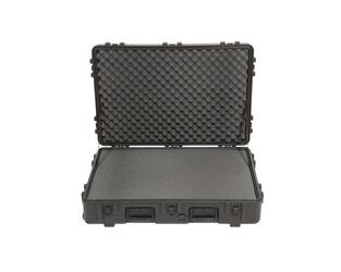 SKB - rSeries 3221-7 - Wasserdichter Koffer - Schwarz - mit Rollen - Mit Würfelschaumstoff