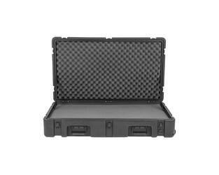 SKB - rSeries 3821-7 - Wasserdichter Koffer - Schwarz - mit Rollen - Mit Würfelschaumstoff