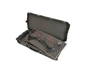 SKB – iSeries 4217-BDB – Wasserdichter Koffer – Schwarz – Doppelte Einlage für Bowtech-Bogen und Gewehre