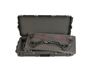 SKB – iSeries 4217-BDB – Wasserdichter Koffer – Schwarz – Doppelte Einlage für Bowtech-Bogen und Gewehre